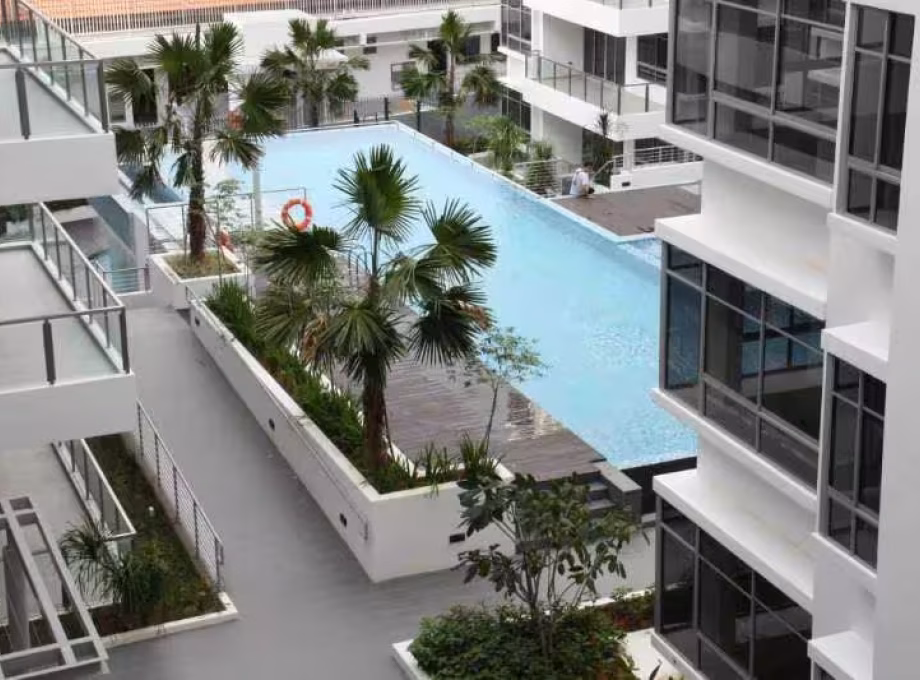 单间出租 • 欧南 •  Atrium Residences • S$1100 • 住宅公寓 • 普通房 照片