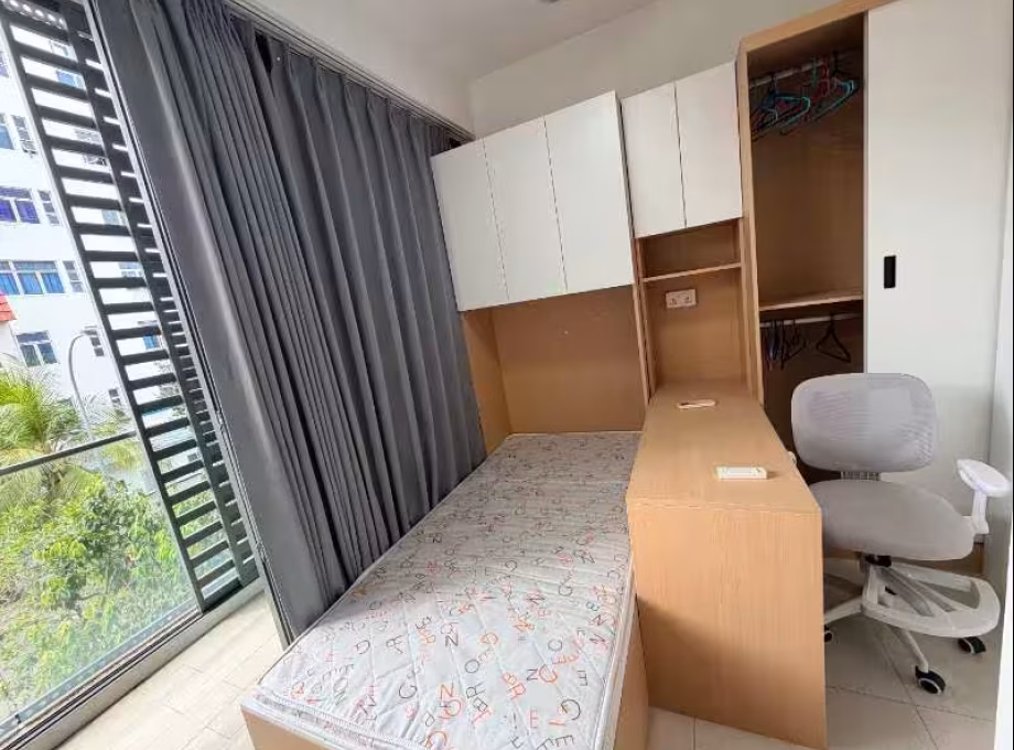 整套出租 • 欧南 •  Centra Suites • S$3500 • 住宅公寓 • 452ft² / 41m² 照片