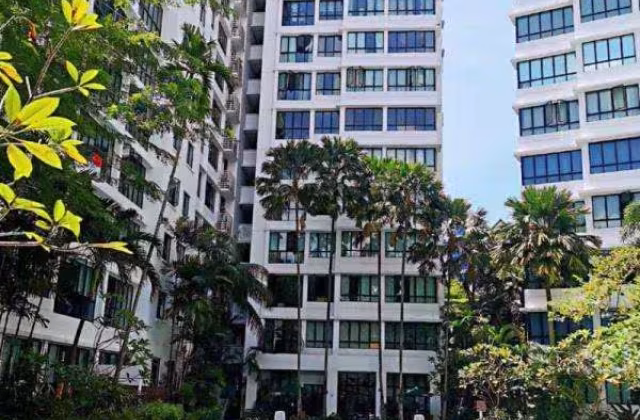单间出租 • 芽笼 •  Central Grove • S$1400 • 住宅公寓 • 普通房