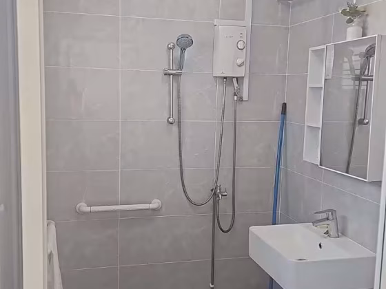 整套出租 • 西部集水区 • 124 Simei Street 1 • S$3300 • 4房(3臥室) • 904ft² / 83m² 照片