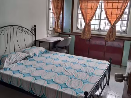 单间出租 • 裕廊西 • 668A Jurong West Street 64 • S$1500 • 4房(3臥室) • 主人房 照片
