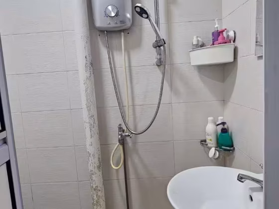 单间出租 • 西部集水区 • 149 Tampines Street 12 • S$750 • 5房(4臥室) • 佣人房 照片