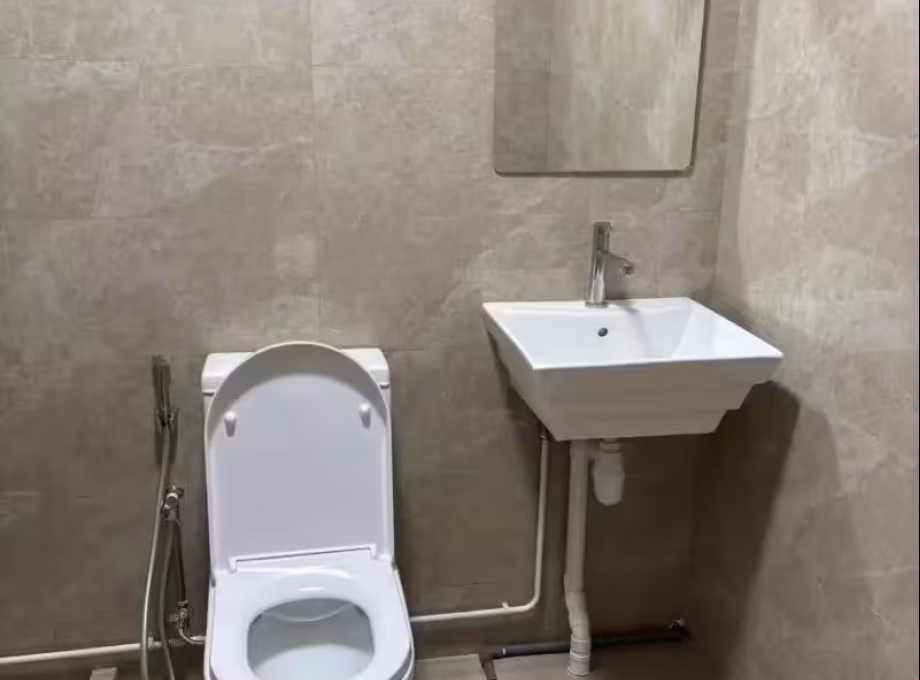 单间出租 • 裕廊西 • 683C Jurong West Street 64 • S$600 • 5房(4臥室) • 床位出租 照片