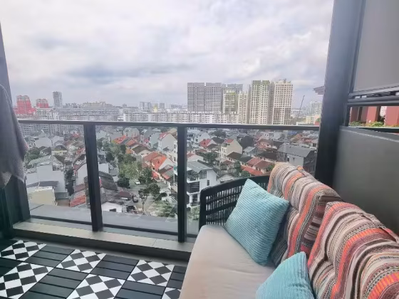 房屋出售 • 市中心 •  Jadescape • S$1870000 • 住宅公寓 • 764ft² / 70m² 照片