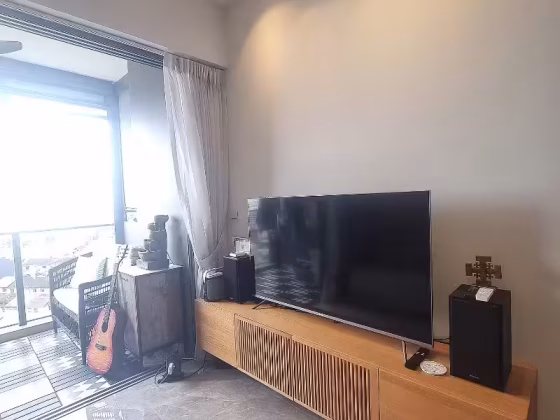 房屋出售 • 市中心 •  Jadescape • S$1870000 • 住宅公寓 • 764ft² / 70m² 照片
