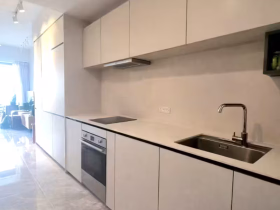 房屋出售 • 市中心 •  Jadescape • S$1870000 • 住宅公寓 • 764ft² / 70m² 照片