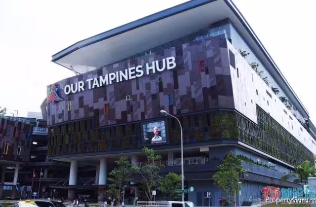 单间出租 • 西部集水区 • 862A Tampines Street 83 • S$950 • 5房(4臥室) • 普通房