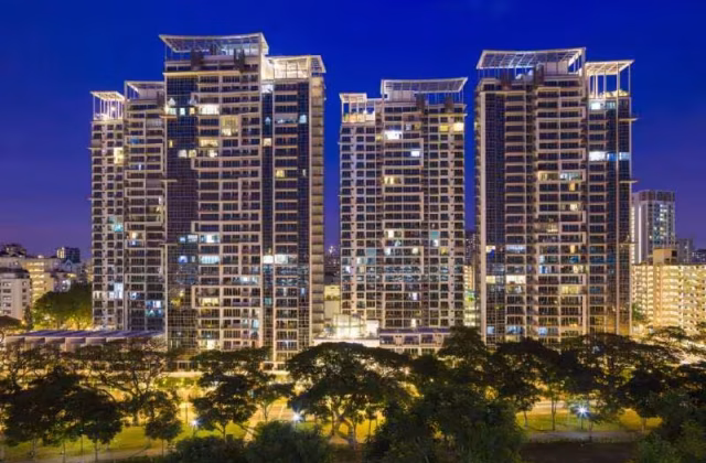 单间出租 • 加冷 •  Eight Riversuites • S$1480 • 共管公寓 • 普通房
