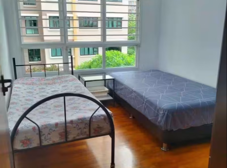 单间出租 • 盛港 • 287A Compassvale Crescent • S$550 • 4房(3臥室) • 床位出租 照片