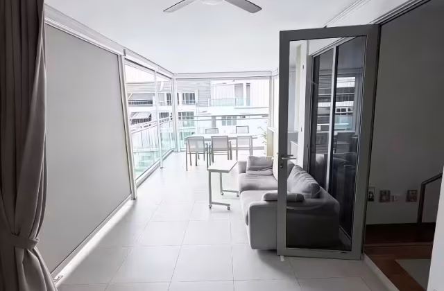 整套出租 • 中央集水区 •  Casa Cambio • S$3800 • 共管公寓 • 700ft² / 65m²