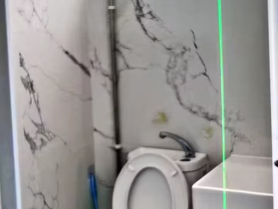单间出租 • 武吉巴督 • 422 Bukit Batok West Avenue 2 • S$500 • 4房(3臥室) • 床位出租 照片