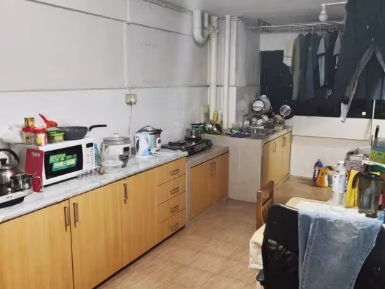 单间出租 • 梧槽 • 703 Yishun Avenue 5 • S$570 • 3房(2臥室) • 床位出租 照片
