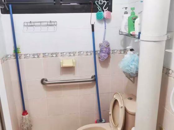 单间出租 • 梧槽 • 703 Yishun Avenue 5 • S$570 • 3房(2臥室) • 床位出租 照片