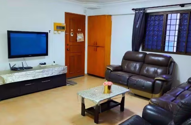 整套出租 • 梧槽 • 715 Yishun Street 71 • S$3250 • 4房(3臥室) • 1062ft² / 98m²