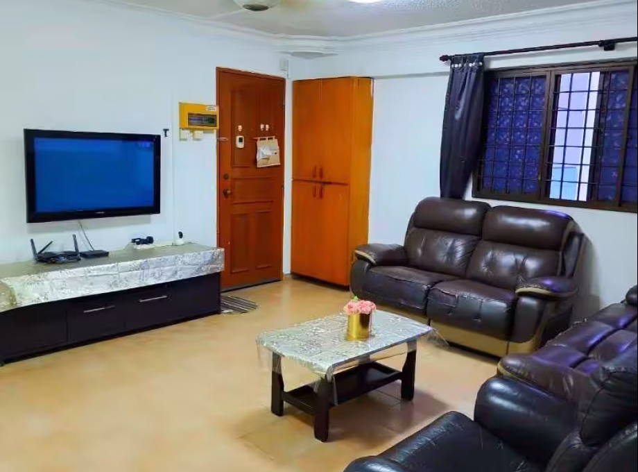 整套出租 • 梧槽 • 715 Yishun Street 71 • S$3250 • 4房(3臥室) • 1062ft² / 98m² 照片