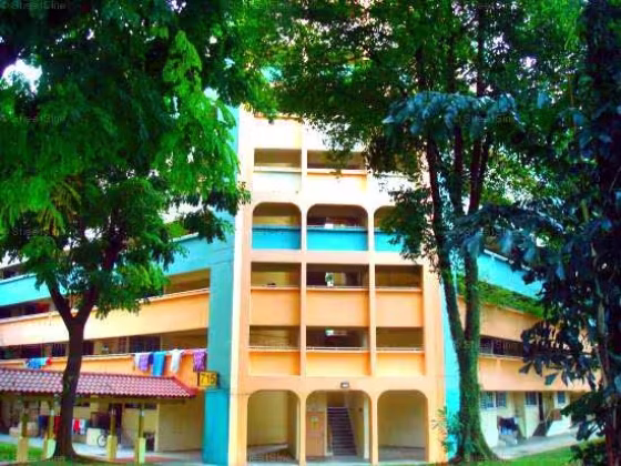 整套出租 • 梧槽 • 715 Yishun Street 71 • S$3250 • 4房(3臥室) • 1062ft² / 98m² 照片