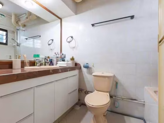 房屋出售 • 裕廊西 • 367 Corporation Drive • S$698000 • 5房(4臥室) • 1315ft² / 122m² 照片