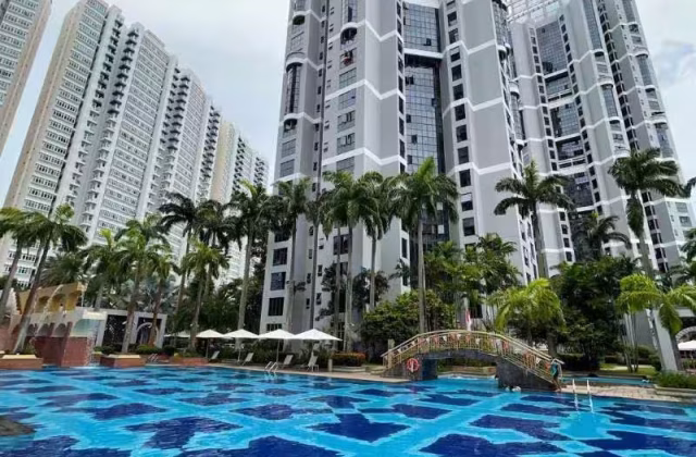 单间出租 • 勿洛 •  The Bayshore • S$1200 • 共管公寓 • 普通房