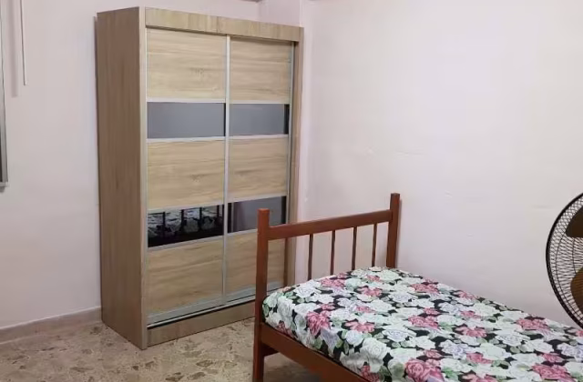 单间出租 • 勿洛 • 44 Bedok South Road • S$800 • 4房(3臥室) • 普通房