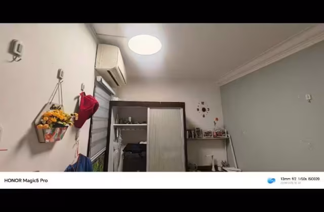 单间出租 • 西部集水区 •  Melville Park • S$850 • 共管公寓 • 普通房