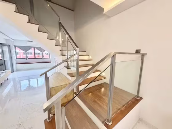 房屋出售 • 后港 • 221 Hougang Street 21 • S$1450000 • 3房(2臥室) • 1593ft² / 147m² 照片