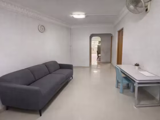 房屋出售 • 三巴旺 • 160 Woodlands Street 13 • S$425000 • 3房(2臥室) • 785ft² / 72m² 照片