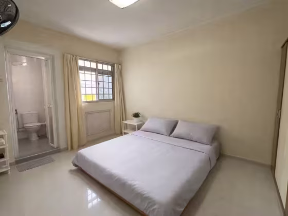 房屋出售 • 三巴旺 • 160 Woodlands Street 13 • S$425000 • 3房(2臥室) • 785ft² / 72m² 照片