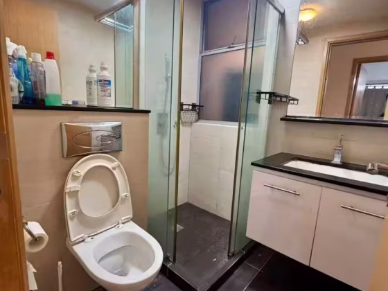 单间出租 • 欧南 •  Atrium Residences • S$1100 • 住宅公寓 • 普通房 照片
