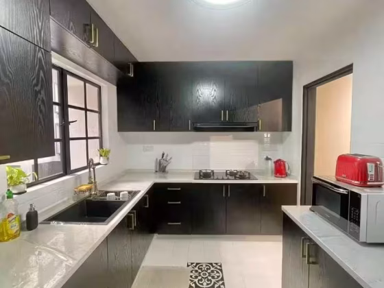 单间出租 • 欧南 •  Guillemard View • S$1280 • 住宅公寓 • 普通房 照片