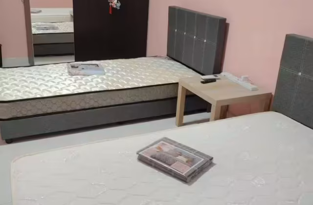 单间出租 • 淡滨尼 • 160 Simei Road • S$800 • 4房(3臥室) • 普通房