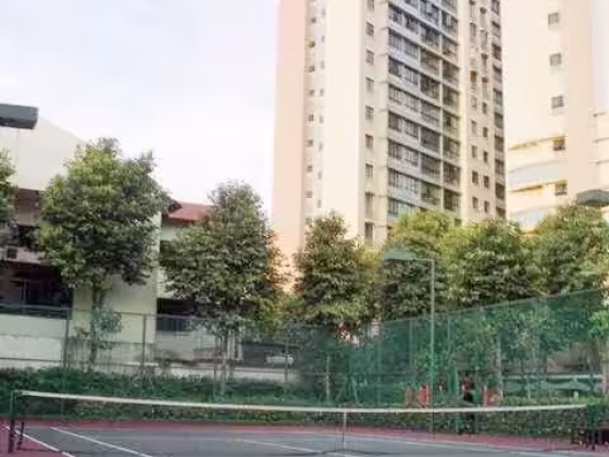 单间出租 • 欧南 •  Central Grove • S$1400 • 共管公寓 • 普通房 照片