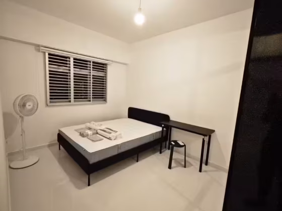 单间出租 • 后港 • 108A Canberra Walk • S$1700 • 4房(3臥室) • 主人房 照片