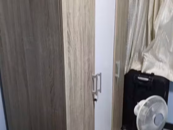 单间出租 • 盛港 • 471B Fernvale Street • S$800 • 4房(3臥室) • 普通房 照片