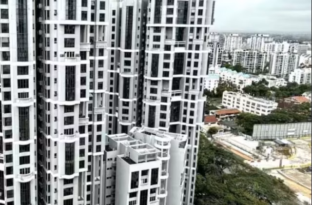 房屋出售 • 勿洛 •  The Bayshore • S$2400000 • 共管公寓 • 1423ft² / 132m²