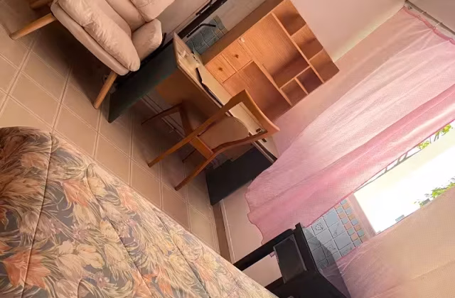 单间出租 • 新加坡河 • 234 Hougang Avenue 1 • S$400 • 5房(4臥室) • 普通房