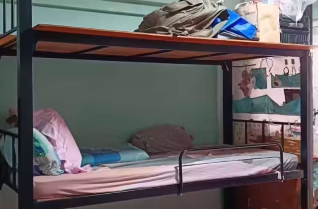 单间出租 • 后港 • 2 Hougang Avenue 3 • S$400 • 3房(2臥室) • 床位出租
