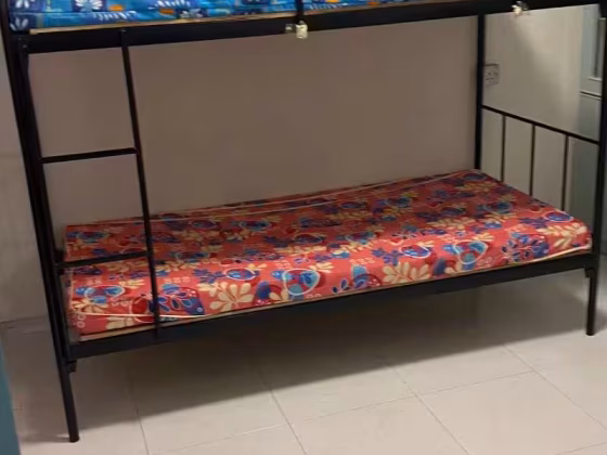 单间出租 • 盛港 • 247 Compassvale Road • S$550 • 4房(3臥室) • 床位出租 照片