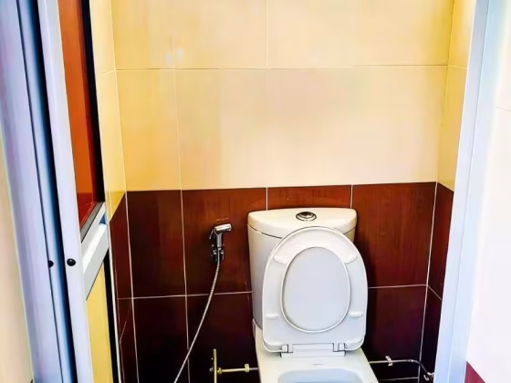 单间出租 • 裕廊西 • 185 Boon Lay Avenue • S$550 • 3房(2臥室) • 床位出租 照片