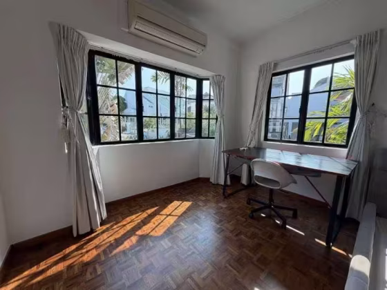 单间出租 • 诺维娜 •  Ming Teck Park • S$2500 • 2房(1臥室) • 主人房 照片