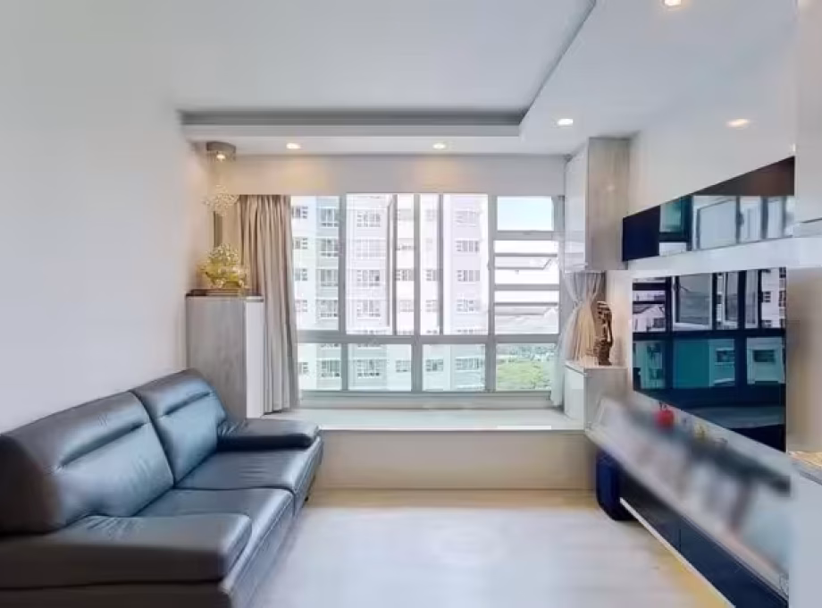 单间出租 • 金文泰 • 90B Telok Blangah Street 31 • S$1200 • 3房(2臥室) • 主人房 照片