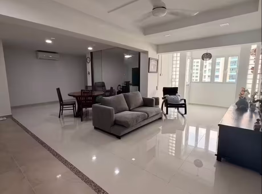 房屋出售 • 裕廊西 • 669A Jurong West Street 64 • S$820000 • 执行组屋 • 1399ft² / 129m² 照片