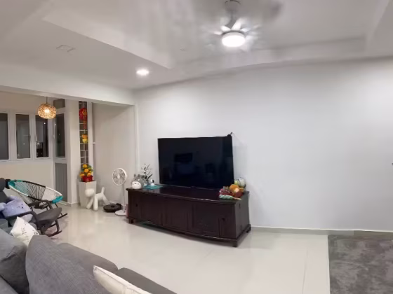 房屋出售 • 裕廊西 • 669A Jurong West Street 64 • S$820000 • 执行组屋 • 1399ft² / 129m² 照片