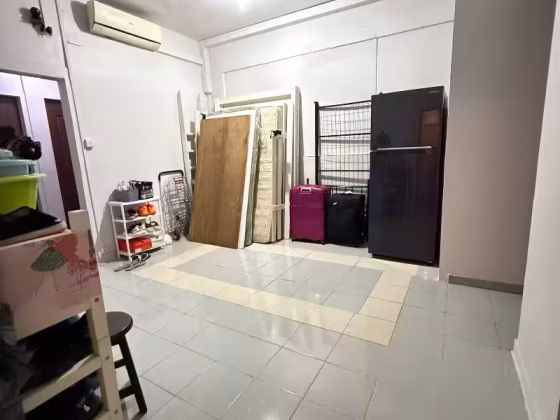 单间出租 • 淡滨尼 •  Hoe Chiang Road • S$900 • 店屋 • 普通房 照片
