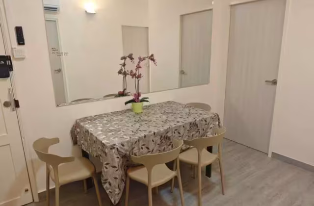 单间出租 • 诺维娜 •  Novena Court • S$1100 • 住宅公寓 • 普通房
