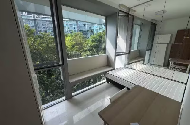单间出租 • 金文泰 •  Botannia • S$1300 • 住宅公寓 • 普通房