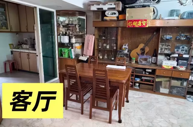 单间出租 • 中央集水区 • 509 Serangoon North Avenue 4 • S$450 • 3房(2臥室) • 佣人房