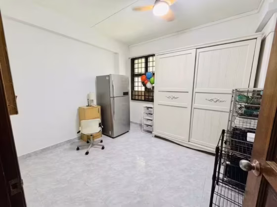 房屋出售 • 兀兰 • 733 Woodlands Circle • S$550000 • 3房(2臥室) • 1108ft² / 102m² 照片