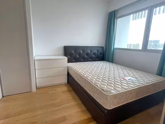 整套出租 • 加冷 •  Eight Riversuites • S$3300 • 共管公寓 •  照片
