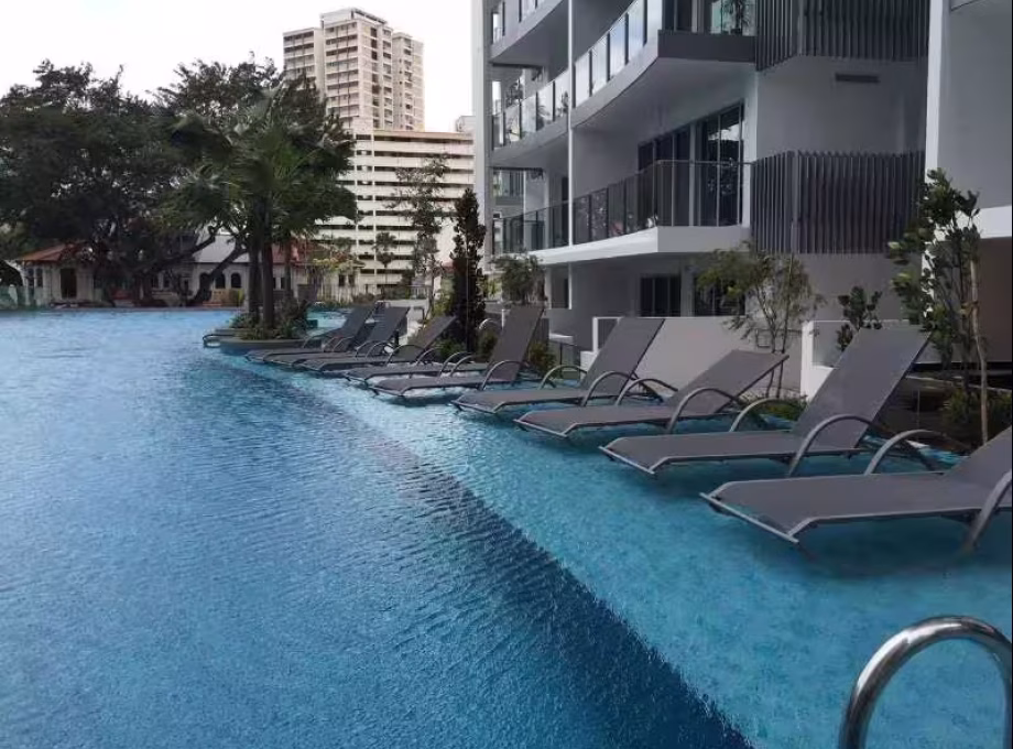 整套出租 • 加冷 •  Eight Riversuites • S$3300 • 共管公寓 •  照片