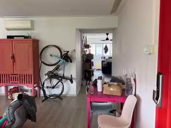 房屋出售 • 金文泰 • 118 Clementi Street 13 • S$850000 • 3房(2臥室) • 1119ft² / 103m² 照片